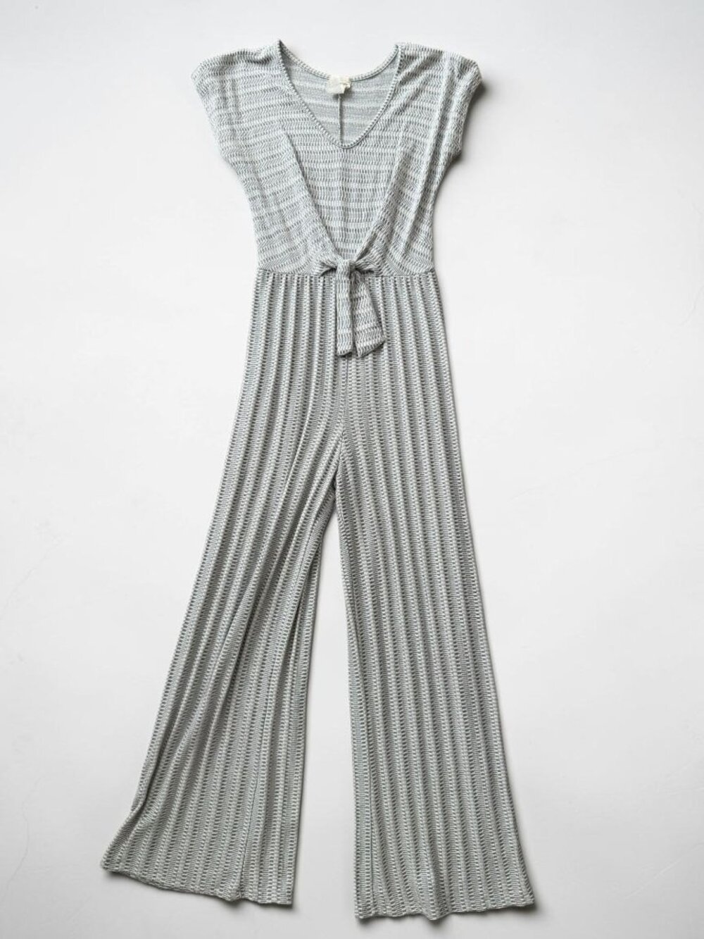 CAUTION TO THE WIND Gray Stretch Jumpsuit Size Small